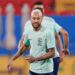 Neymar treina normalmente e deve fazer seu primeiro jogo pós-copa pela seleção