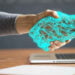 Pesquisa do LinkedIn aponta brasileiros interessados em integrar inteligência artificial ao trabalho