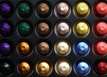 MEIO AMBIENTE: A União Europeia prepara novas regras para descarte de cápsulas Nespresso e sacolas plásticas.