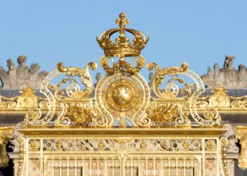 MUNDO: Palácio de Versalhes é evacuado por motivos de segurança