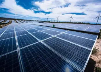 A Administração Biden-Harris anuncia um investimento histórico para reforçar a infraestrutura da rede eléctrica nacional