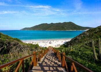 ONG internacional premia 31 praias brasileiras pela qualidade ambiental