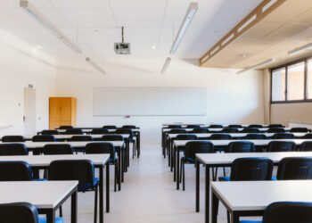 Instituições financeiras são as que mais investem em educação