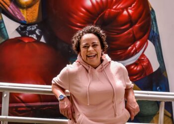 “Pessoas bem humoradas tendem a ser mais produtivas no trabalho”; diz especialista em inteligência emocional e bom humor