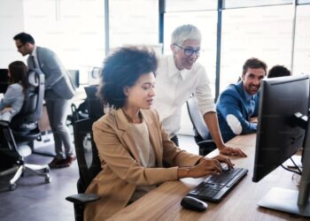 Seis tendências no local de trabalho para 2024