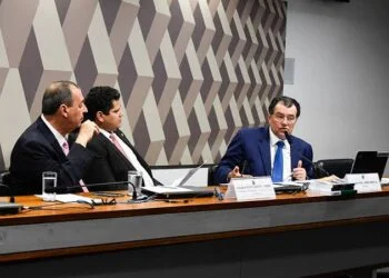 Reforma Tributária é aprovada na CCJ e segue para o Plenário