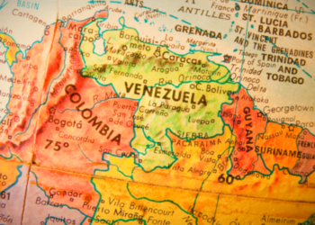 Venezuelanos aprovam em referendo anexação de 70% do território da Guiana por 95,93% dos votos