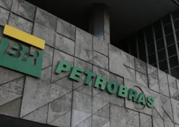 Petrobras não recebe pagamento superior a R$ 1 bilhão