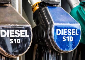 Preço do diesel comum fecha em baixa