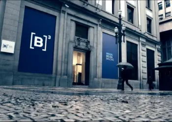 B3 (B3SA3) firma parceria com plataformas de negociação de créditos de carbono