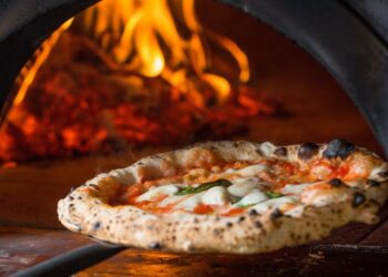 Fim de ano aumenta procura por delivery; Borda & Lenha registra 25% no aumento das vendas