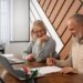 Baby Boomers: Profissionais ganham 61% a mais que colaboradores com menos de 35 anos nos Estados Unidos