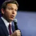 Ron DeSantis encerra campanha Presidencial e endossa Donald Trump para 2024