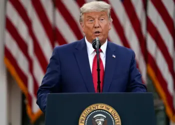 Trump pede à Suprema Corte dos EUA que anule a decisão do Colorado