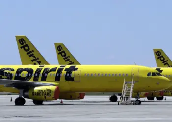 A aquisição da Spirit Airlines pela JetBlue é bloqueada