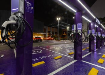 Carros elétricos ganham incentivo da Enel X