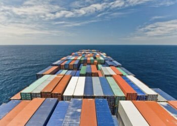 Índice de Gerentes de Compras (PMI) Industrial dos EUA registra recuperação significativa em janeiro