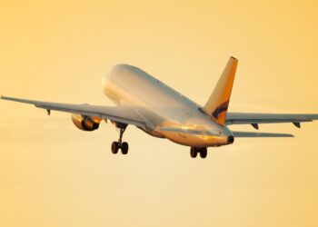 Companhias aéreas investem em TI para melhorar a sustentabilidade