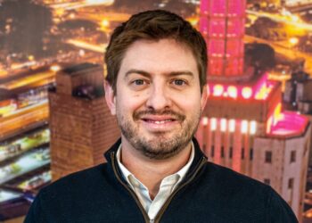 Apê11 lança o Selo ApêDelas para impulsionar mulheres no mercado imobiliário