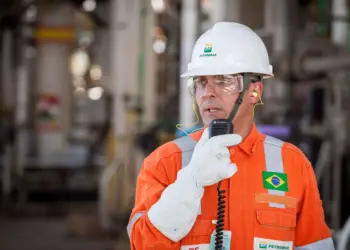 Petrobras anuncia redução de 2% do preço do gás natural
