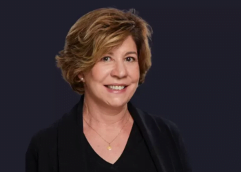 Não aceitar o novo pode afetar profundamente sua carreira, afirma Mônica Percario