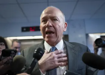 CEO da Boeing renunciará em meio a crise de segurança