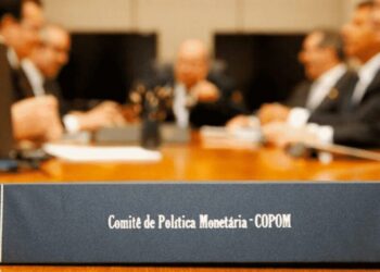 Ata do Copom reforça redução do ritmo de corte dos juros