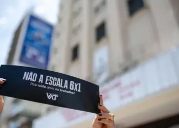 Movimento “Vida Além do Trabalho” ganha força nas redes sociais