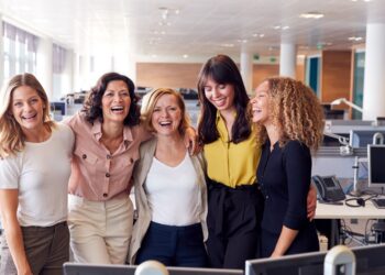 Com menos oportunidades no mercado de trabalho, mulheres se voltam ao empreendedorismo