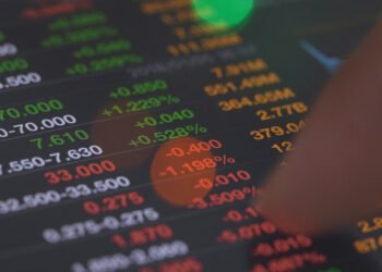 Ibovespa encerra trimestre com queda de 4,5%