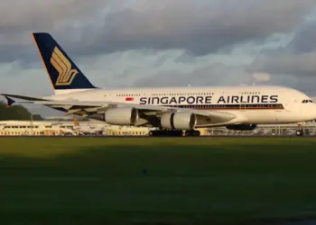 Singapore Airlines compra combustível de aviação sustentável 