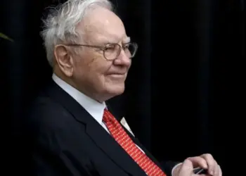 Warren Buffett vende suas ações da Apple