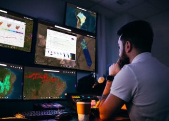 A Agrotools é o maior ecossistema de soluções digitais baseadas em uma plataforma de inteligência de dados para o agronegócio corporativo do mundo. Pioneira na utilização de novas tecnologias no agro