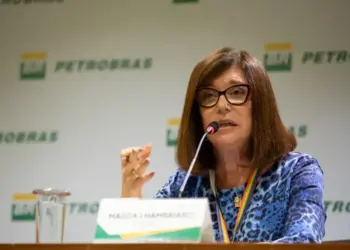 Magda Chambriard indica três novos diretores da Petrobras