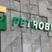 Petrobras cai mais de 2,5% e influência Ibovespa
