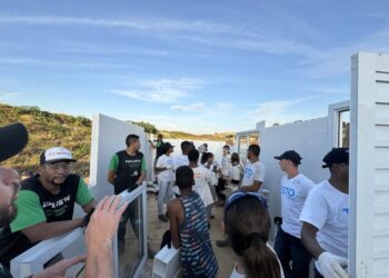 ONG TETO Brasil entrega moradias sustentáveis em Carapicuíba