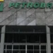 Petrobras salta até 6% com alta do petróleo