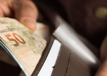 Salário é o menos impactante para o engajamento profissional, diz pesquisa