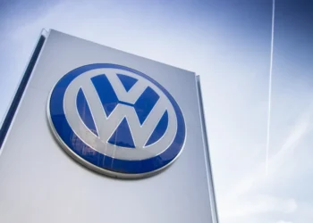 Google e Volkswagen fazem parceria para criar assistente de IA