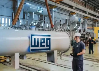 Weg prepara anúncio de investimento para produção de baterias elétricas no Brasil