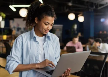 Atvos financia bolsas de estudo de graduação em áreas de TI no Instituto de Tecnologia e Liderança