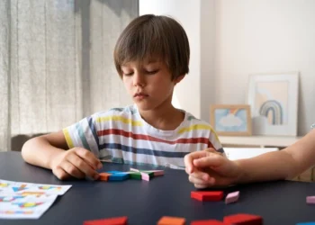 Escolas que não oferecem suporte a alunos com necessidades especiais podem ser denunciadas