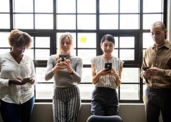  Diferença de renda entre empreendedor branco e empreendedora negra ultrapassa 60%, revela pesquisa