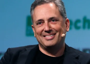 Trump nomeia David Sacks como czar de IA e criptomoedas