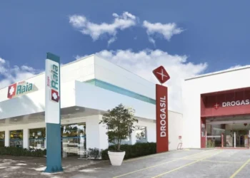 Procon multa Drogasil em R$ 8,5 milhões por exigir CPF de clientes