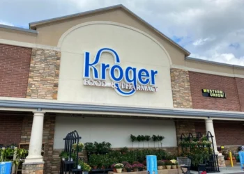 Albertsons encerra fusão de US$ 25 bilhões com Kroger