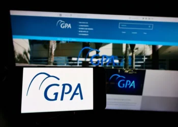 GPA dispara mais de 20% após acordo