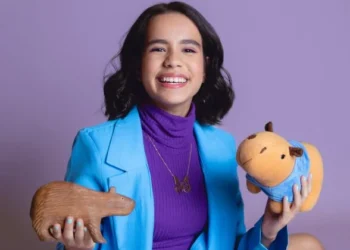 Jovem de 14 anos ensina como economia circular pode ajudar a diminuir gastos com a lista de material escolar 