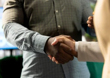 5 dicas de gestão financeira para quem quer abrir uma loja de franquia