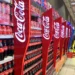 Coca-Cola supera previsões de lucro e ação salta quase 4%